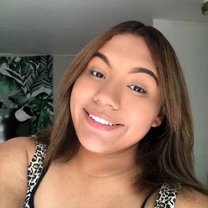 Meet your Posher, Christy